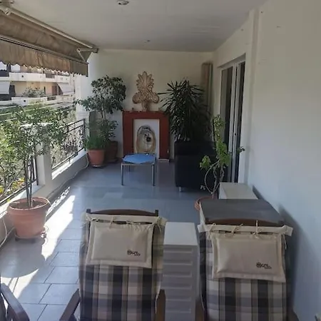 128 M² Spacious Park View Apartment *